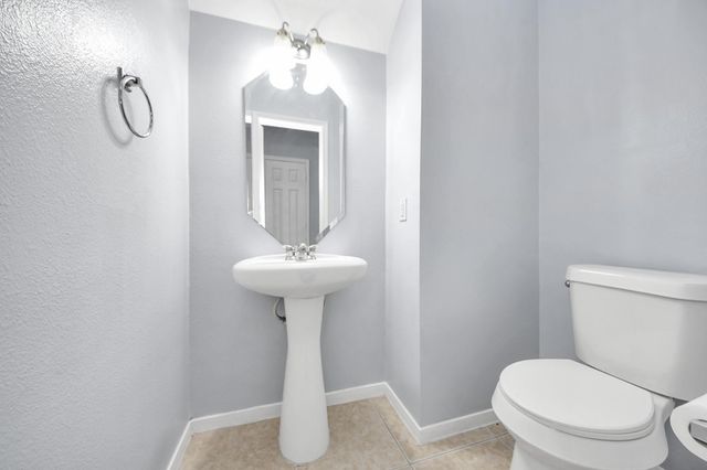 9002 Sundown Drive, Pearland, TX 77584