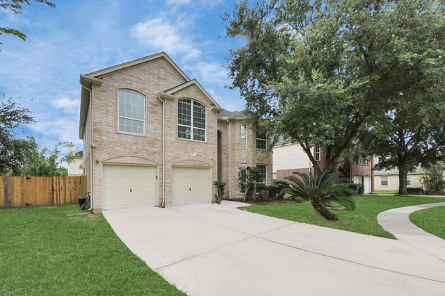 9002 Sundown Drive, Pearland, TX 77584