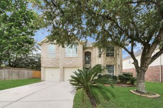 9002 Sundown Drive, Pearland, TX 77584