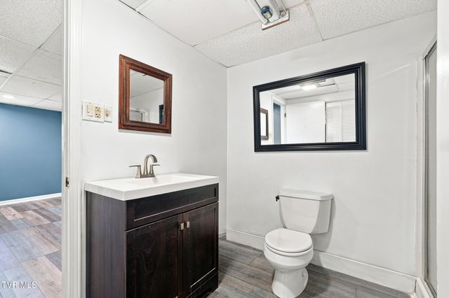 212 Hilltop Drive, Bristol, VA 24202
