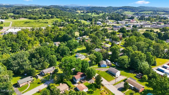 212 Hilltop Drive, Bristol, VA 24202