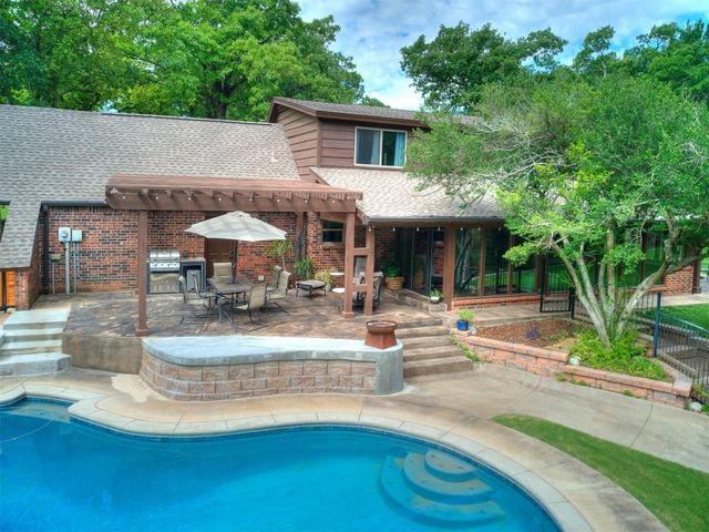1533 Bobcat Circle, Edmond, OK 73034
