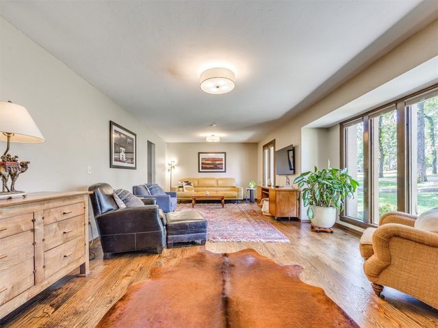 1533 Bobcat Circle, Edmond, OK 73034