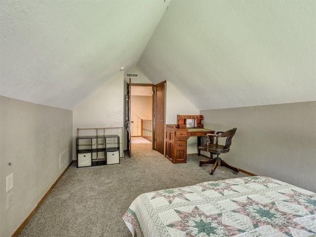1533 Bobcat Circle, Edmond, OK 73034
