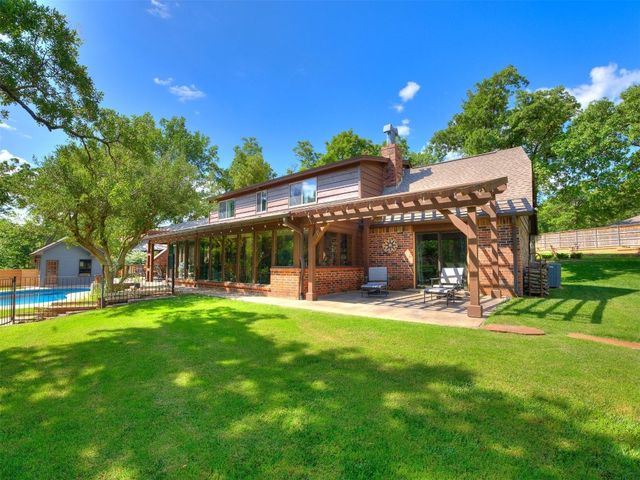 1533 Bobcat Circle, Edmond, OK 73034