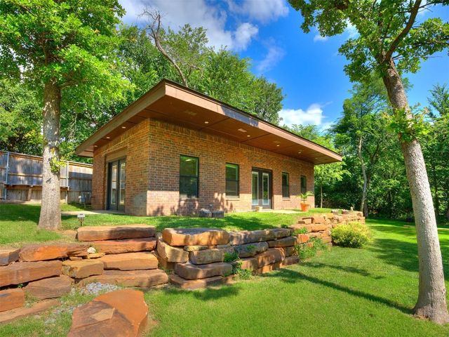 1533 Bobcat Circle, Edmond, OK 73034