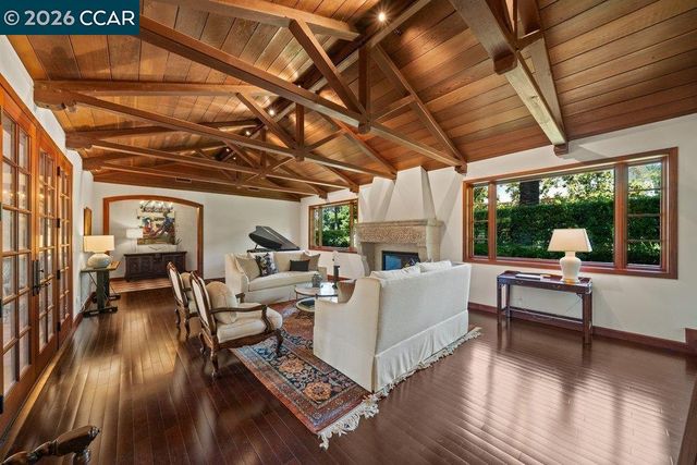 1924 Alameda Diablo, Diablo, CA 94528