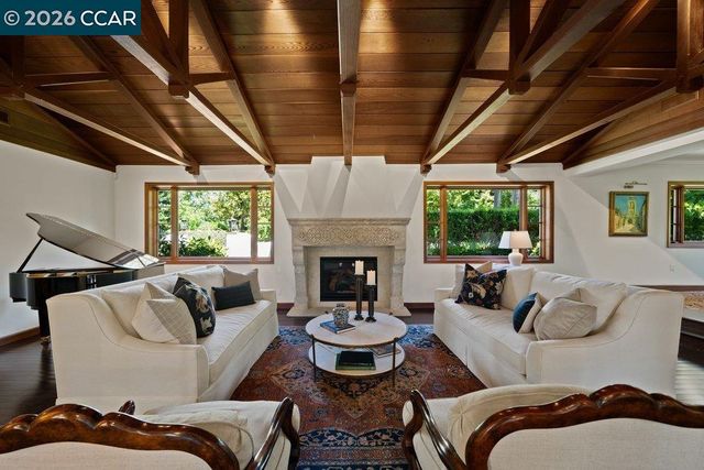 1924 Alameda Diablo, Diablo, CA 94528