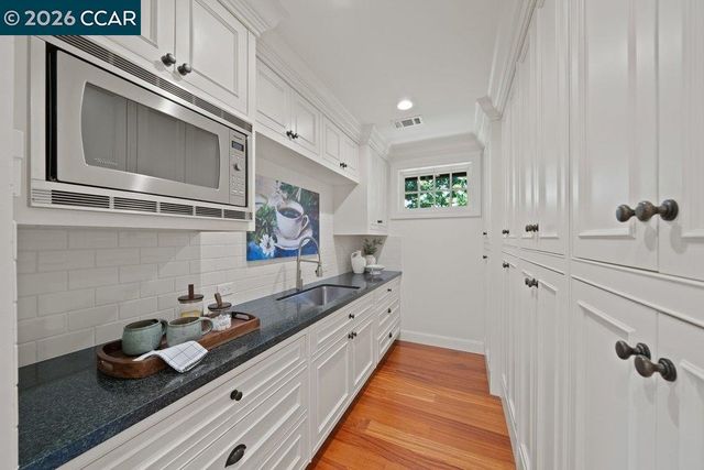 1924 Alameda Diablo, Diablo, CA 94528