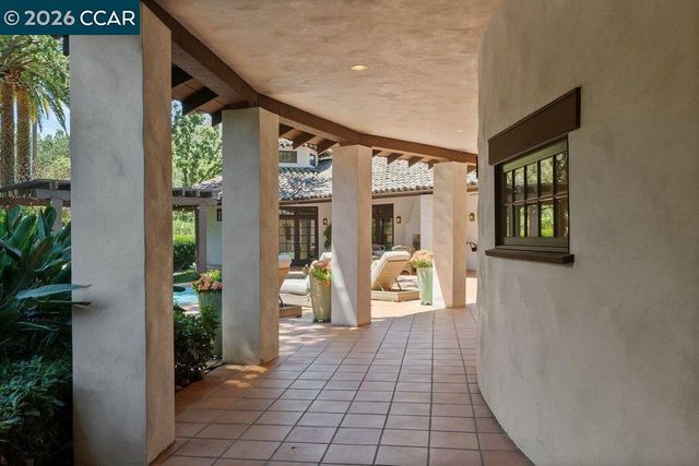 1924 Alameda Diablo, Diablo, CA 94528