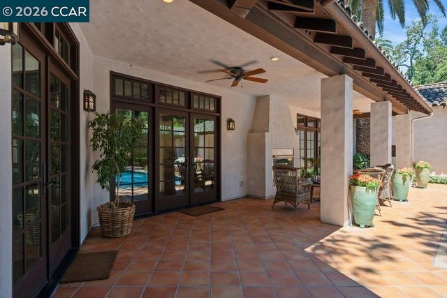 1924 Alameda Diablo, Diablo, CA 94528