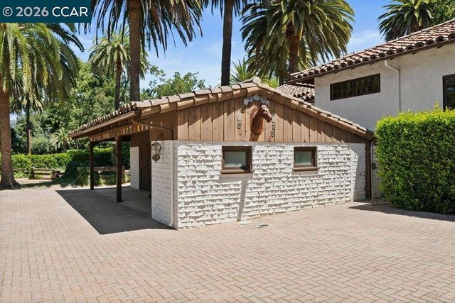 1924 Alameda Diablo, Diablo, CA 94528