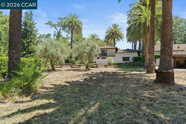 1924 Alameda Diablo, Diablo, CA 94528