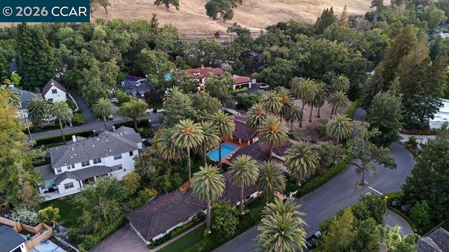 1924 Alameda Diablo, Diablo, CA 94528