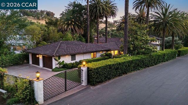 1924 Alameda Diablo, Diablo, CA 94528