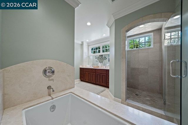 1924 Alameda Diablo, Diablo, CA 94528