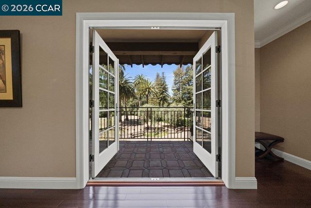 1924 Alameda Diablo, Diablo, CA 94528