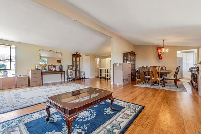 2410 Bantry Lane, South San Francisco, CA 94080