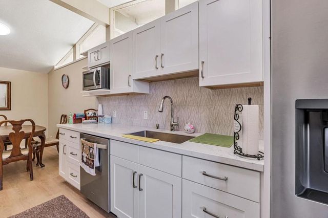 2410 Bantry Lane, South San Francisco, CA 94080