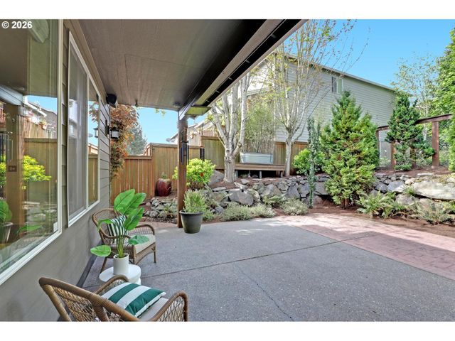 14987 Sw GREENFIELD Dr, Portland, OR 97224