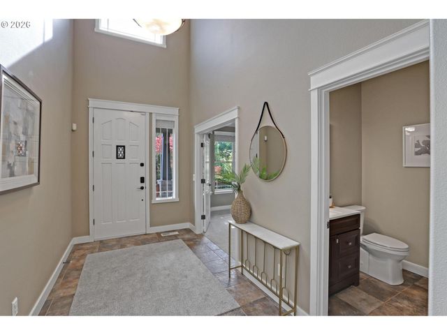 14987 Sw GREENFIELD Dr, Portland, OR 97224