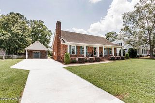 609 Golfers Lane, Nashville, NC 27856