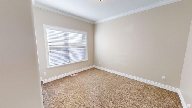 11664 S LAKE RUN RD, South Jordan, UT 84009