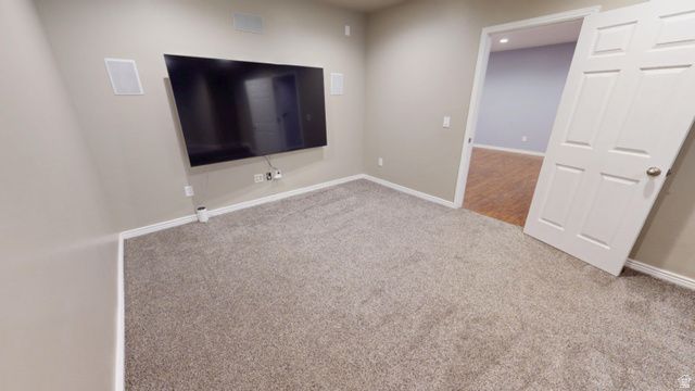 11664 S LAKE RUN RD, South Jordan, UT 84009