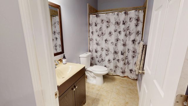 11664 S LAKE RUN RD, South Jordan, UT 84009