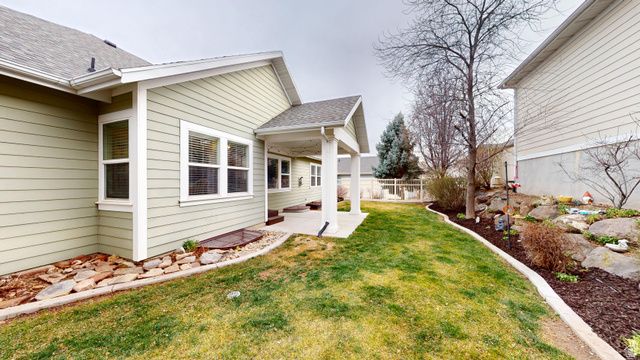 11664 S LAKE RUN RD, South Jordan, UT 84009