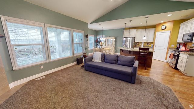 11664 S LAKE RUN RD, South Jordan, UT 84009