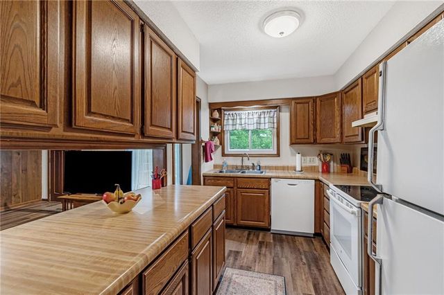 38465 W 112th Street, Richmond, MO 64085
