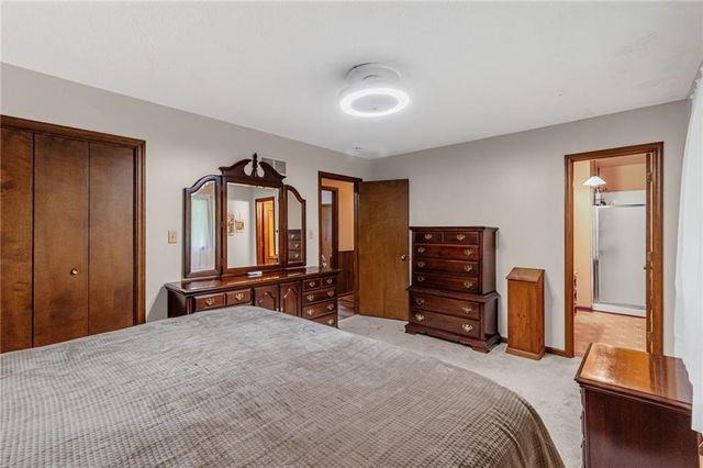 38465 W 112th Street, Richmond, MO 64085