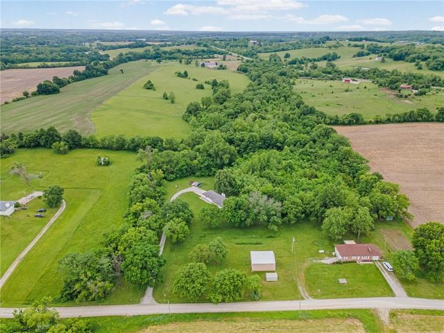 38465 W 112th Street, Richmond, MO 64085
