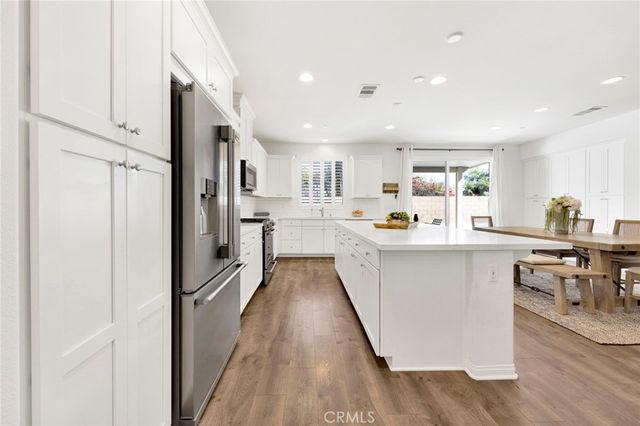 6724 N Glasner Lane, West Hills, CA 91307
