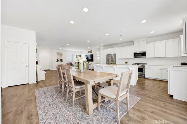 6724 N Glasner Lane, West Hills, CA 91307