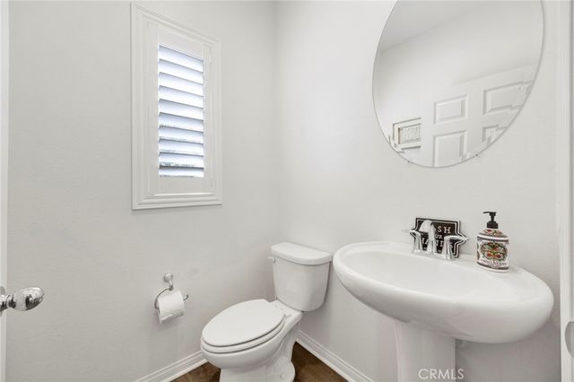 6724 N Glasner Lane, West Hills, CA 91307
