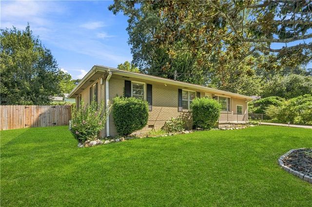 2600 Farn Drive, Ellenwood, GA 30294