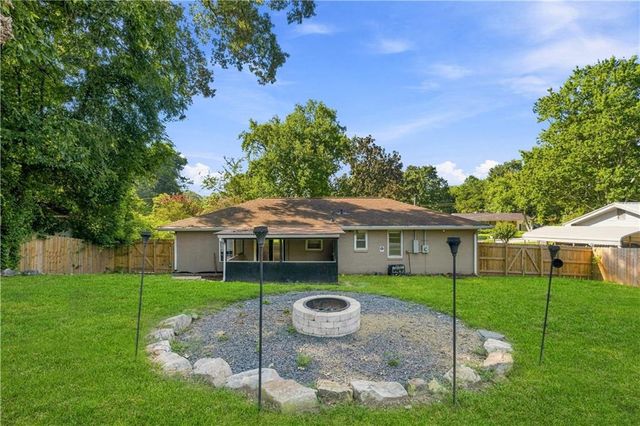 2600 Farn Drive, Ellenwood, GA 30294