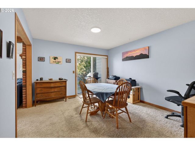 205 FARWEST St, North Bonneville, WA 98639