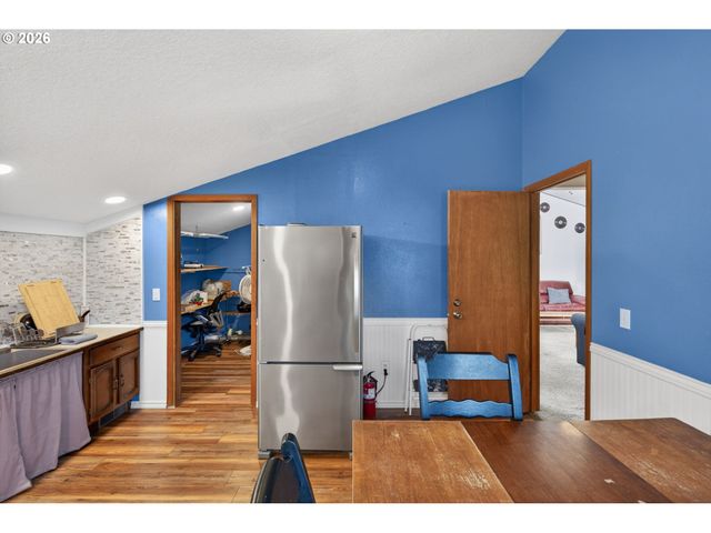 205 FARWEST St, North Bonneville, WA 98639