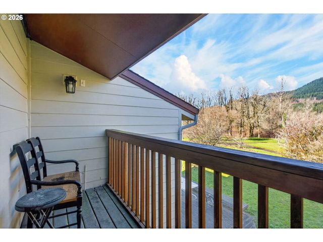 205 FARWEST St, North Bonneville, WA 98639