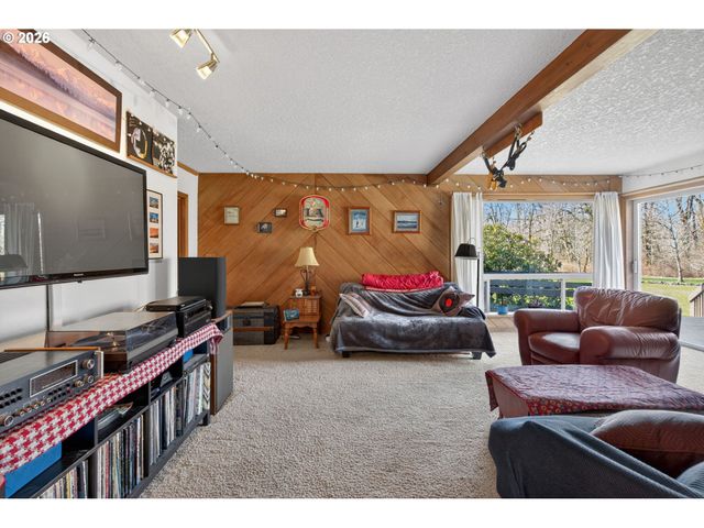 205 FARWEST St, North Bonneville, WA 98639