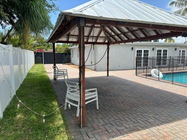 2545 PALM Road, West Palm Beach, FL 33406