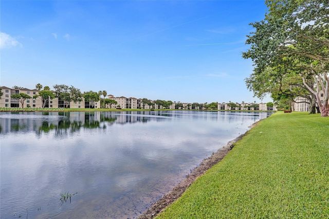 6241 Pointe Regal Cir 103, Delray Beach, FL 33484