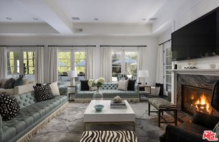 1600 Clear View Drive, Beverly Hills, CA 90210