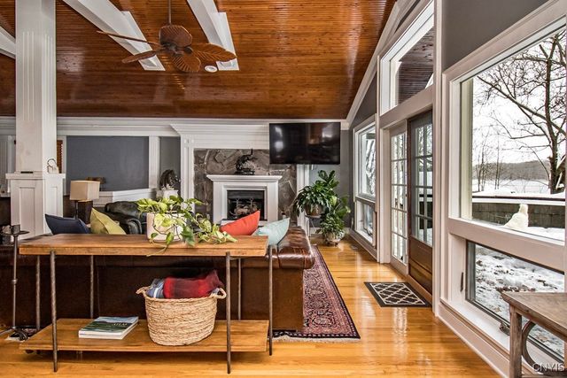 2964 West Lake Road, Cazenovia, NY 13035