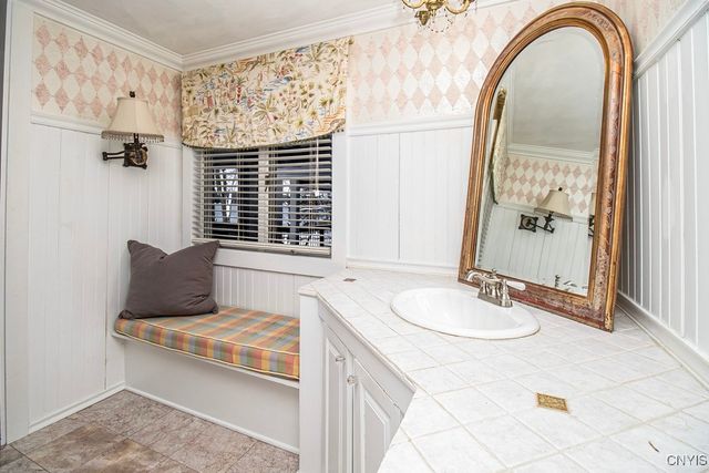 2964 West Lake Road, Cazenovia, NY 13035