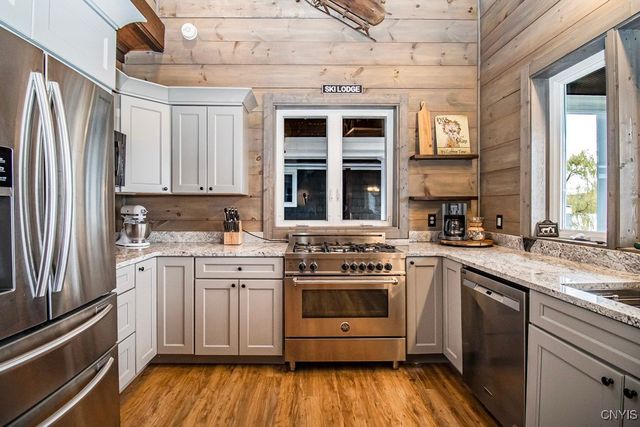 2964 West Lake Road, Cazenovia, NY 13035