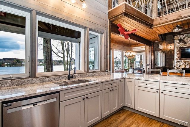 2964 West Lake Road, Cazenovia, NY 13035